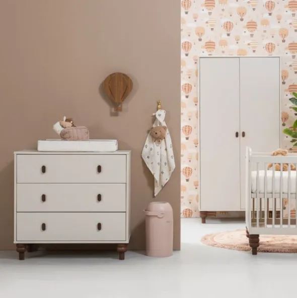 Europe Baby Olivia II Oatmeal / Walnoot - Bold | Ledikant 60 x 120 + Commode