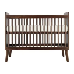 Europe Baby Olivia II Walnoot / Walnoot - Retro | Ledikant 60 x 120 + Commode