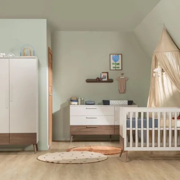 Europe Baby Sev XL Commode - Cashmere/Walnoot