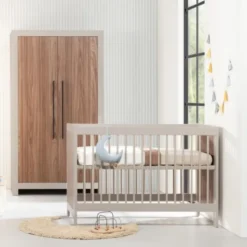 Europe Baby Vittoria III Kledingkast 2-Deurs - Cashmere / Walnut