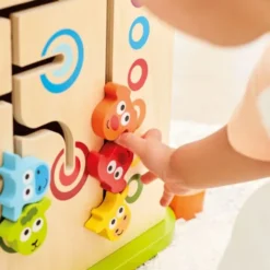 Hape Speelkubus met Kralenspiraal - Country Critters