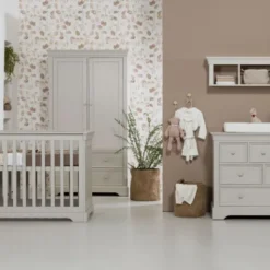 Kidsmill Chateau E4 Babykamer Oatmeal | Ledikant 60 x 120 cm + Commode