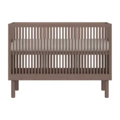 Kidsmill Dai Babykamer Walnoot | Ledikant 120 x 60 cm + Commode