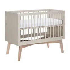 Kidsmill Sixties Babykamer Oatmeal / Eiken | Ledikant 60 x 120 cm + Commode