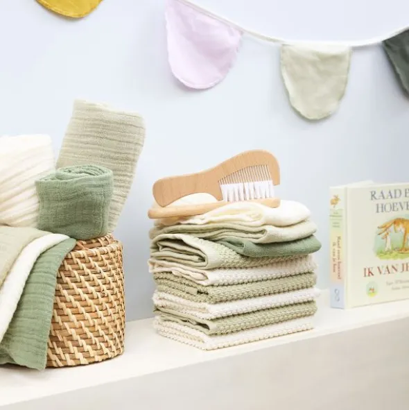 Meyco Baby Uni Monddoekjes - 3 Stuks - Pre-Washed Hydrofiel - 30 x 30 cm - Naturel/Soft Olive/Olive Green